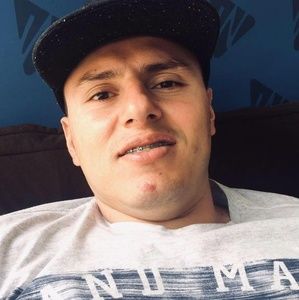 Meet your Posher, Luis